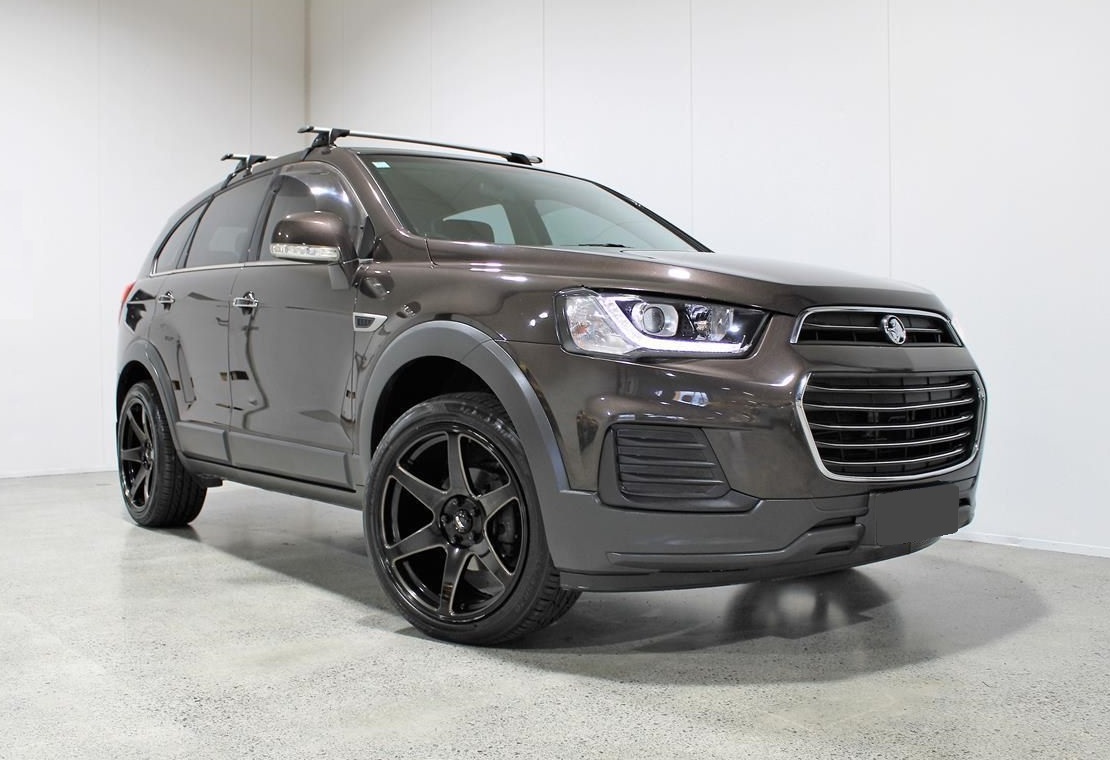 Holden Captiva (2016) on BGW Cartel
