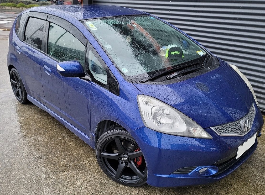 Honda Fit (2008) on BGW Apex