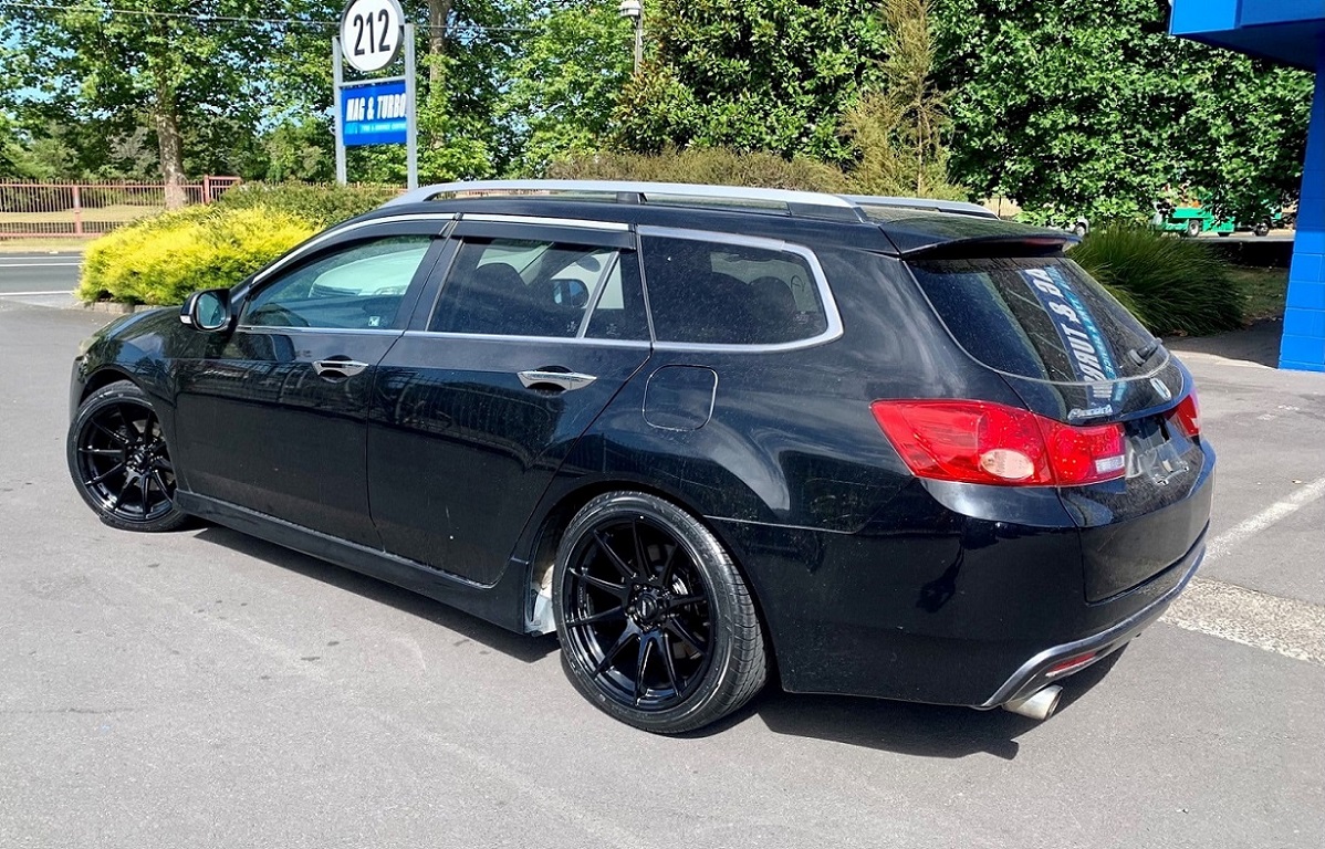 Honda Accord on 18 inch BGW Circuit