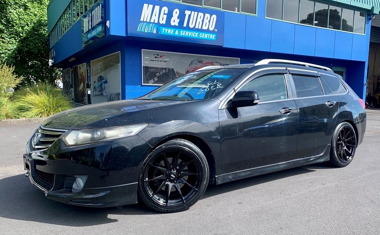 Honda Accord on 18 inch BGW Circuit