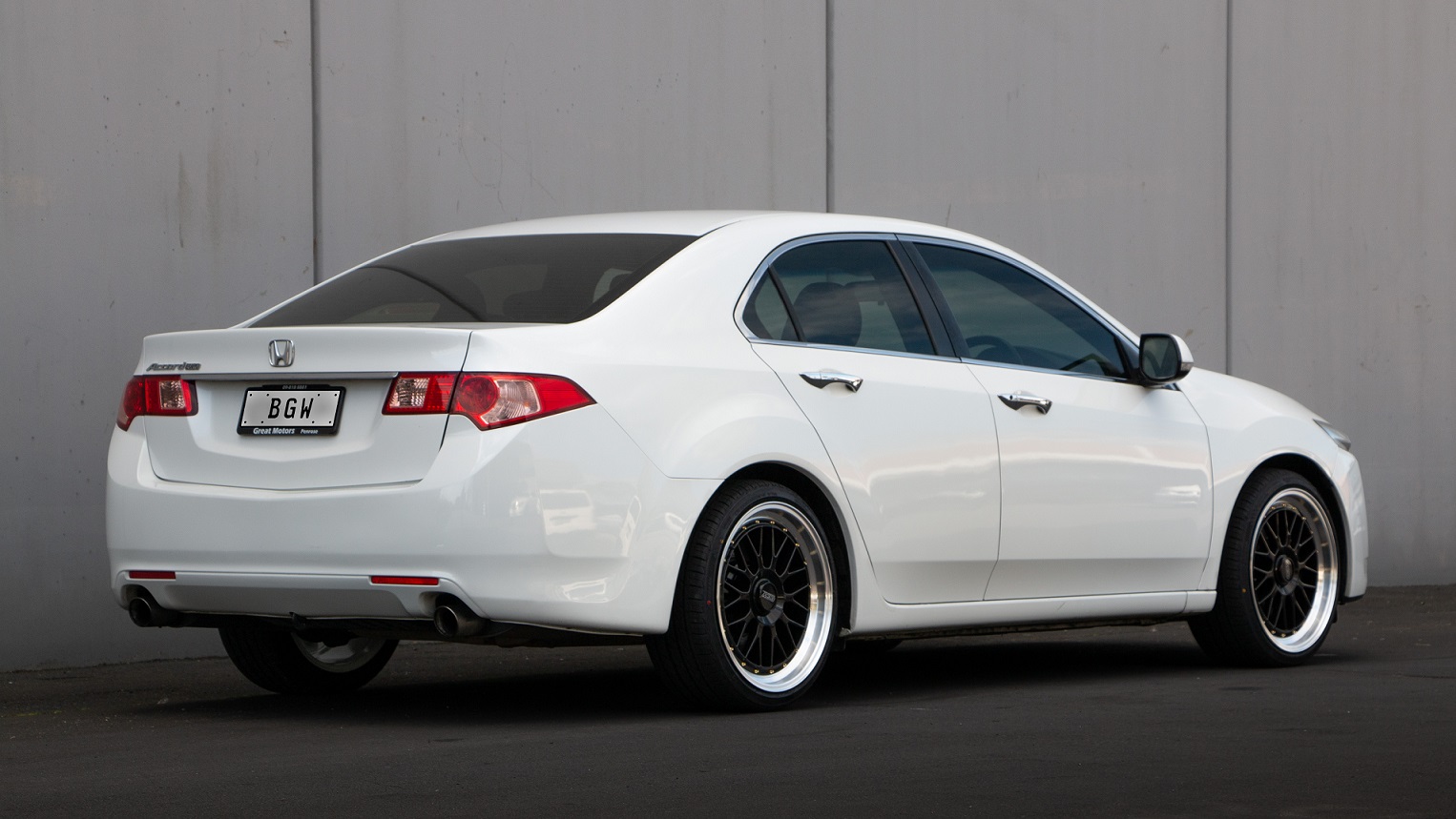 Honda Accord Euro (2012) on 19 inch BGW Euro Mesh