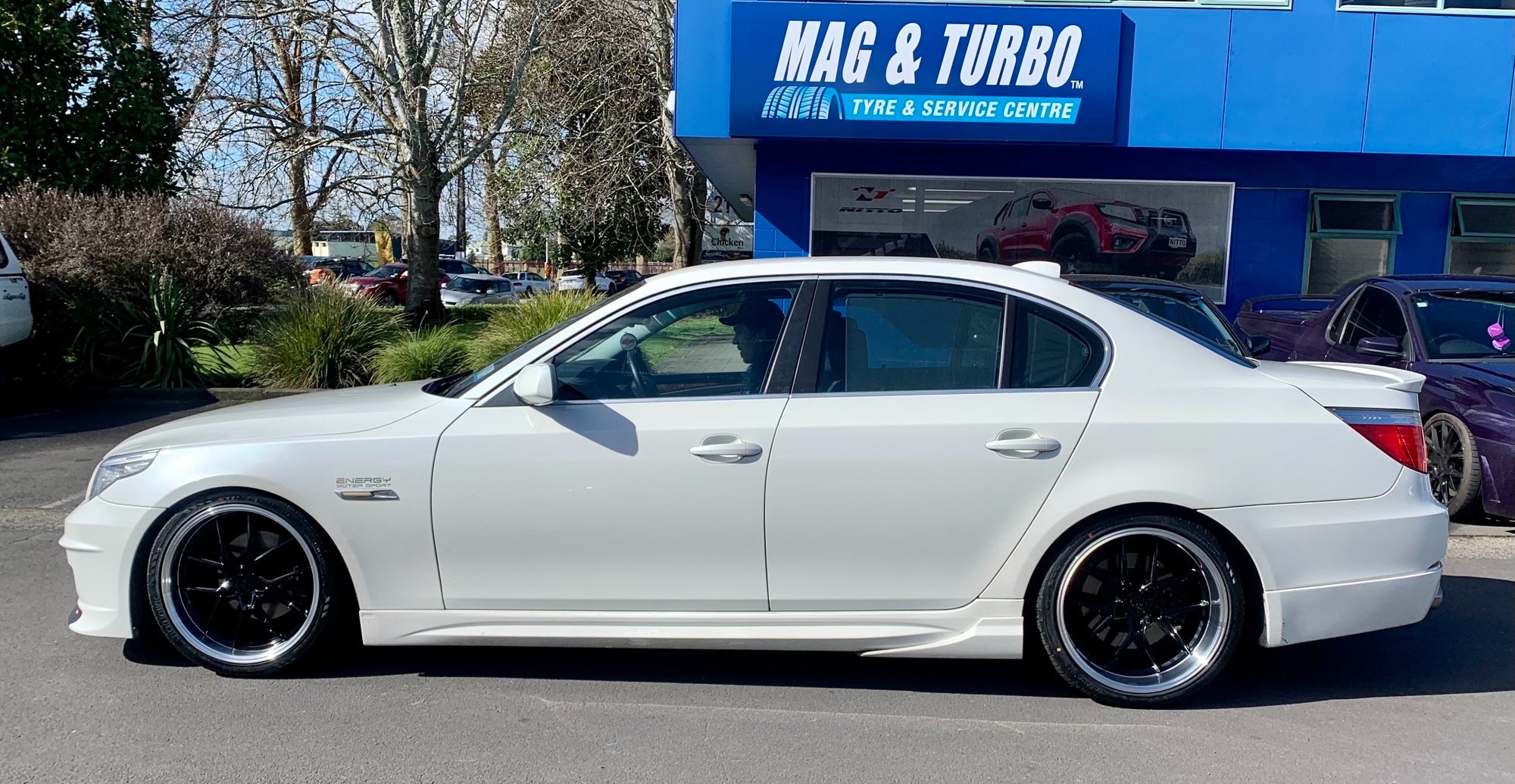 BMW 5 Series(2010) on Staggered 19 inch Covert CV4