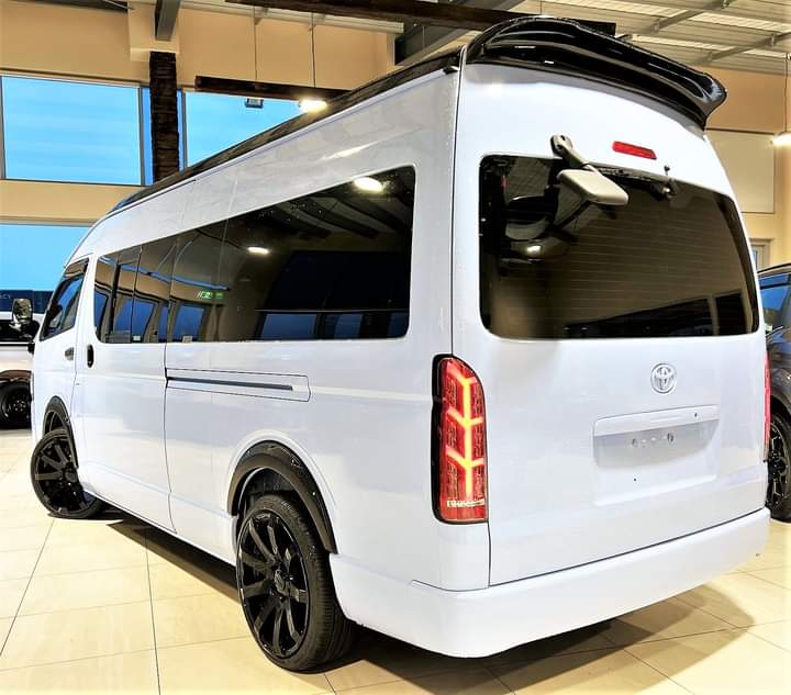 Toyota HiAce on 20" Covert RV3