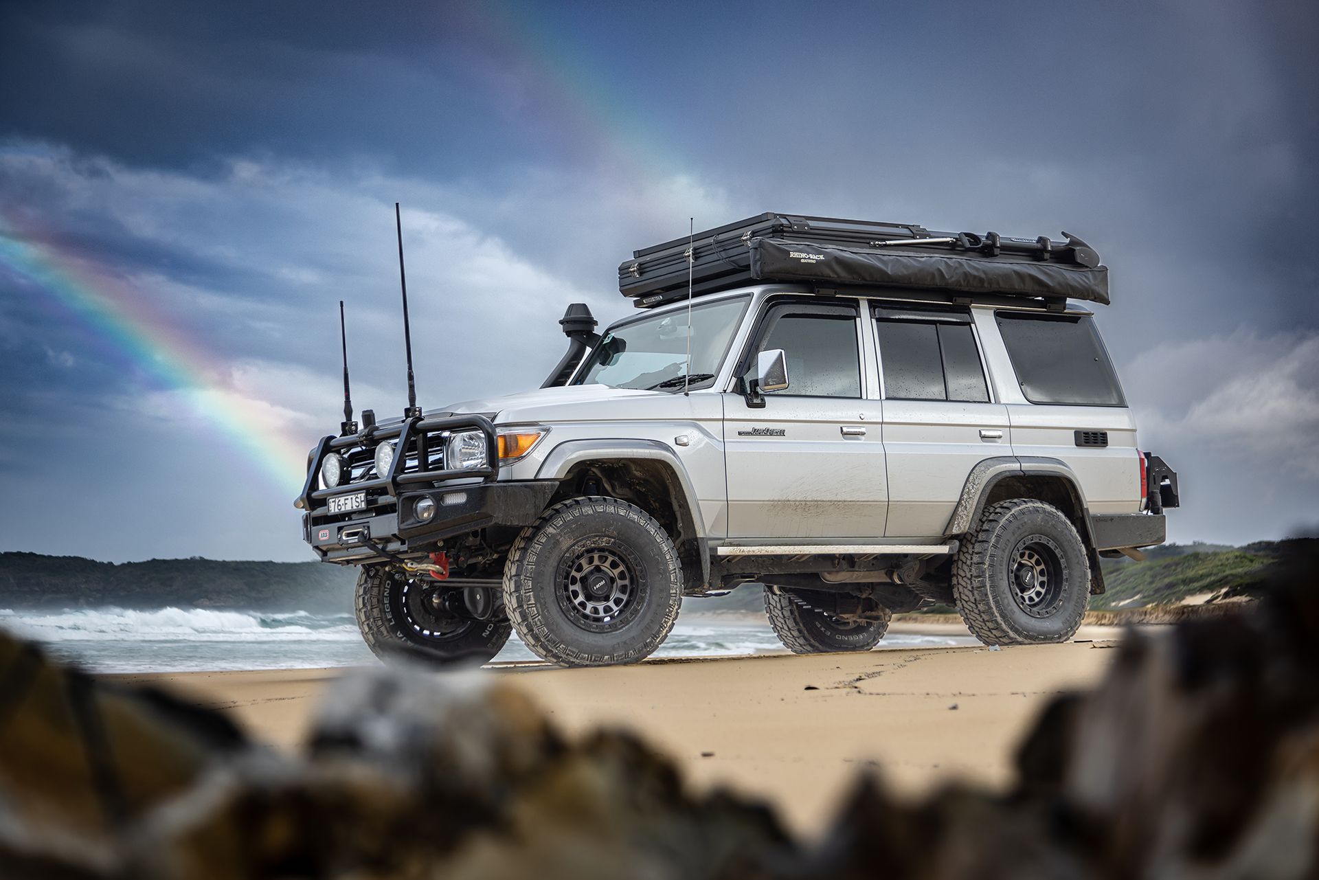 Toyota Land Cruiser 76 Series on ROH Assault