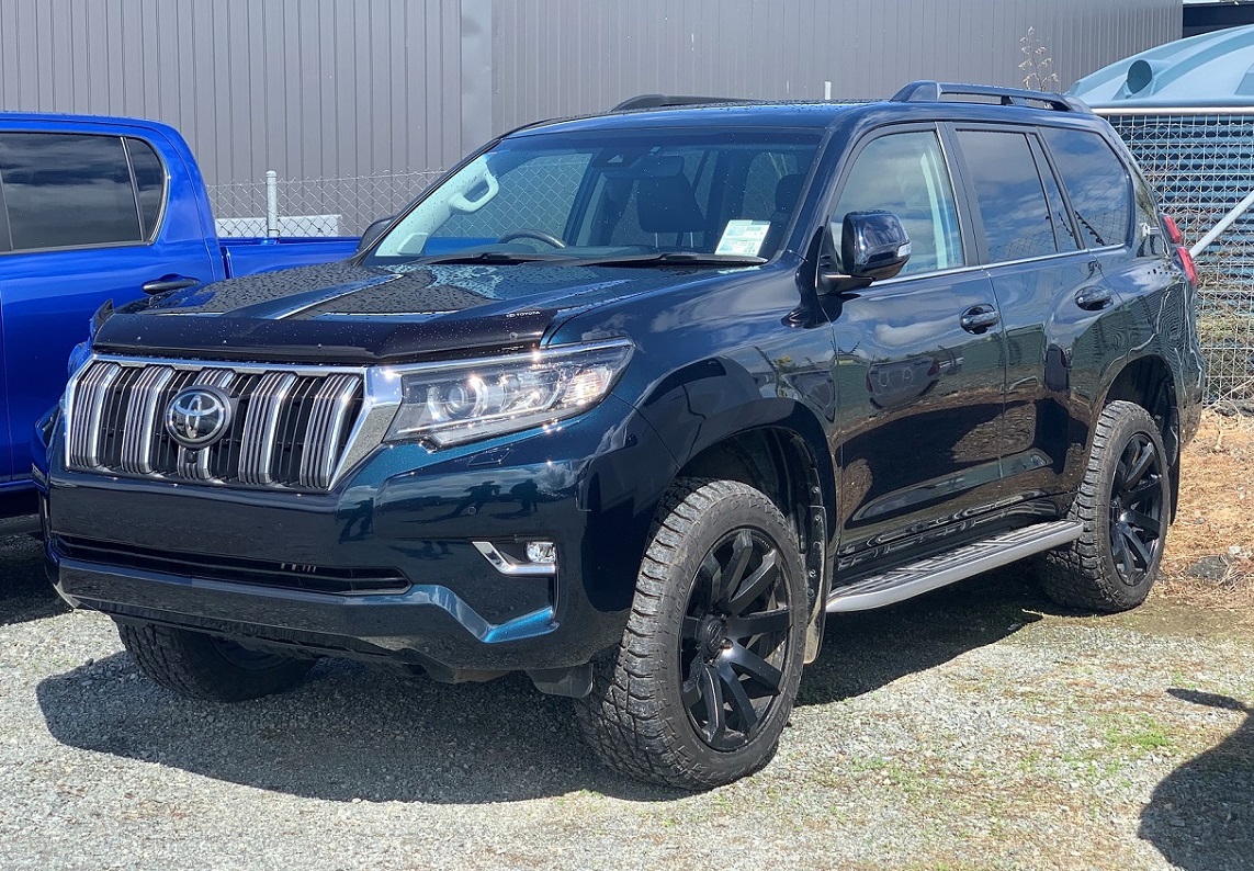 Toyota Land Cruiser Prado (2022) on 20" Covert RV3