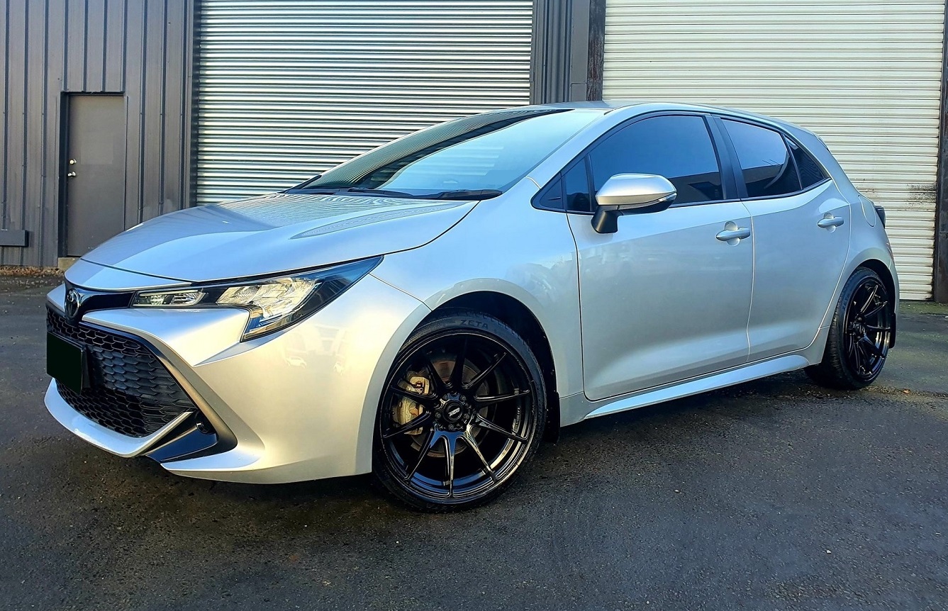 Toyota Corolla (2018) on 18x9" BGW Circuit