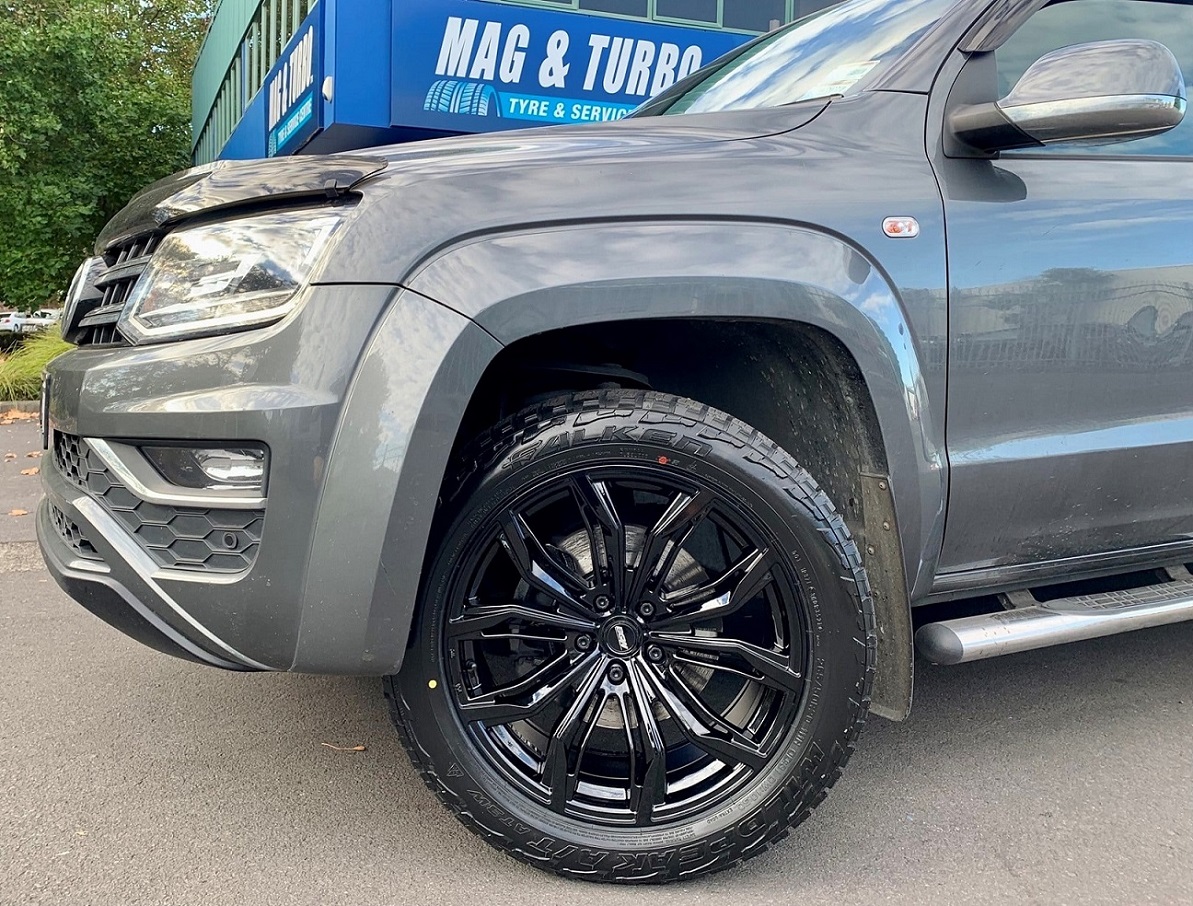 VW Amarok on BGW Black Widow
