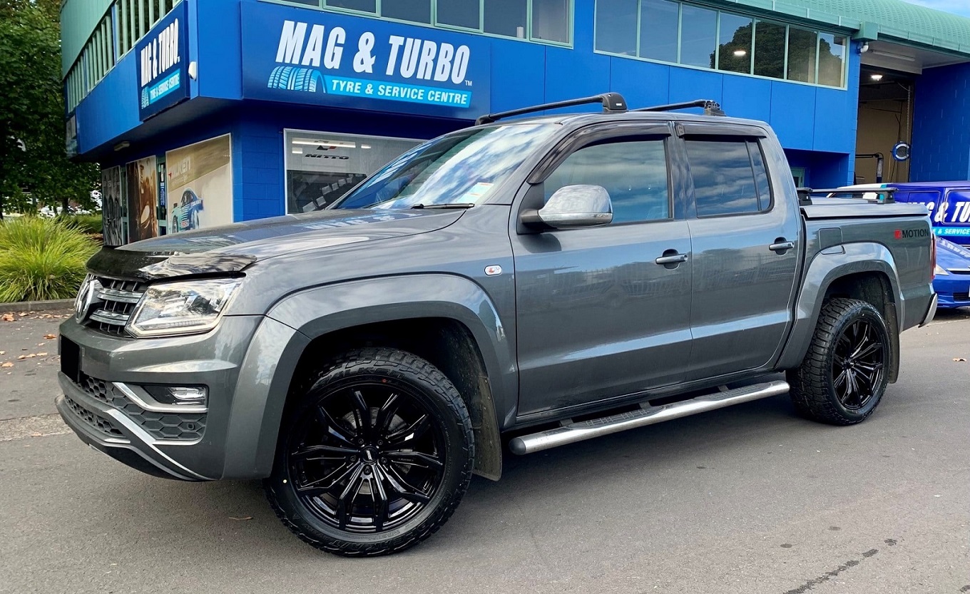 VW Amarok on BGW Black Widow