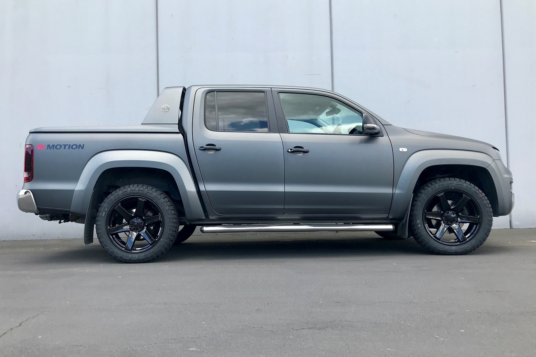 VW Amarok (2017) on BGW Beast