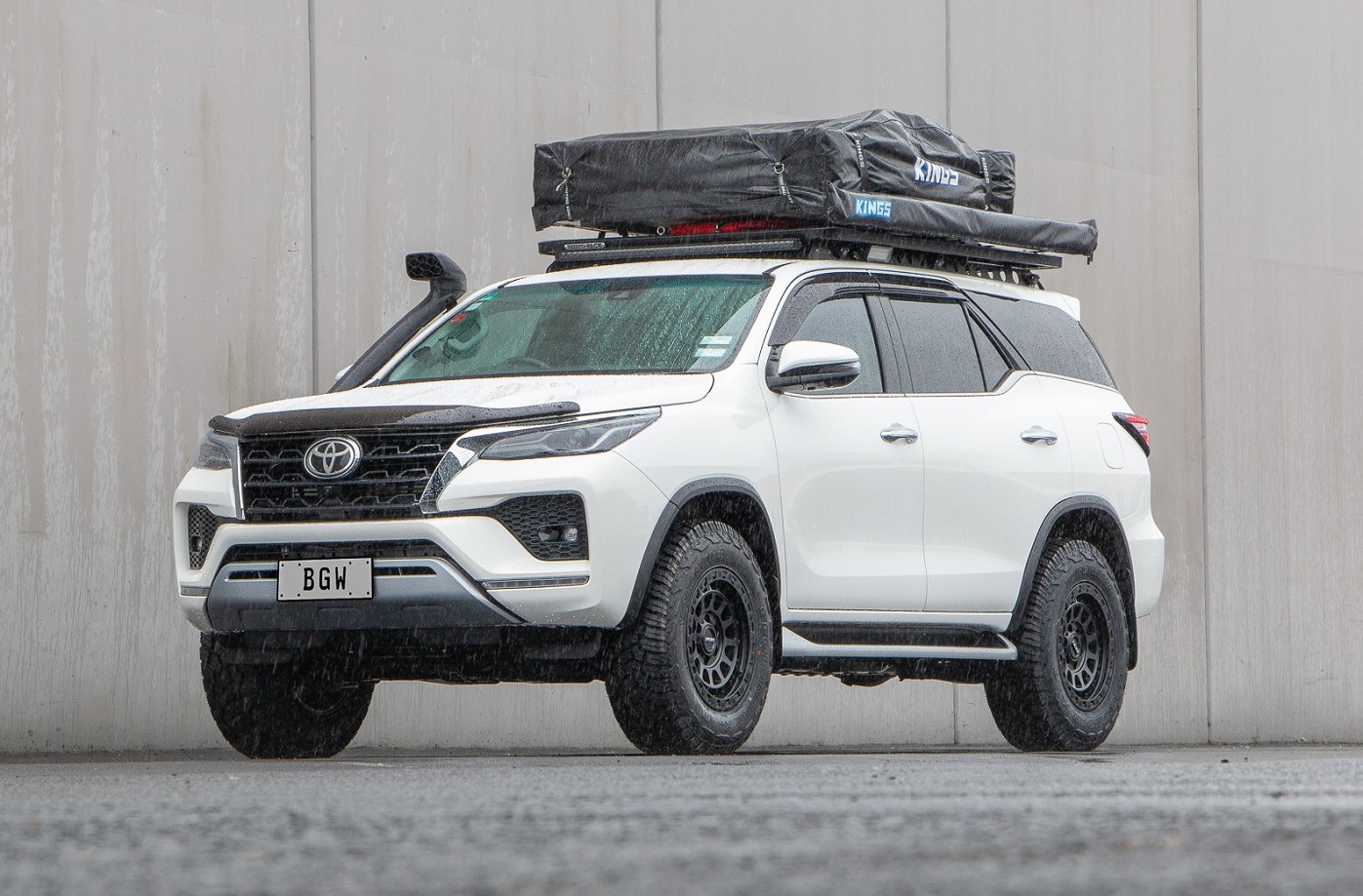 Toyota Fortuner on 17" ROH Assault