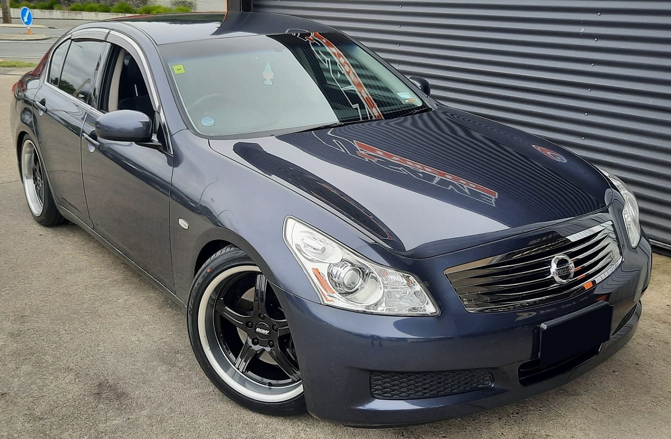 Nissan Skyline 250GT (2007) on 19" BGW Rampage