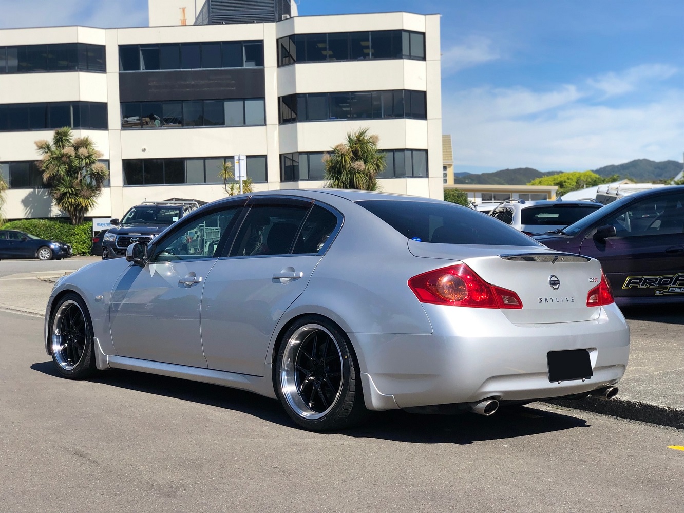 Nissan Skyline 350GT (2008) 19" on Covert CV4