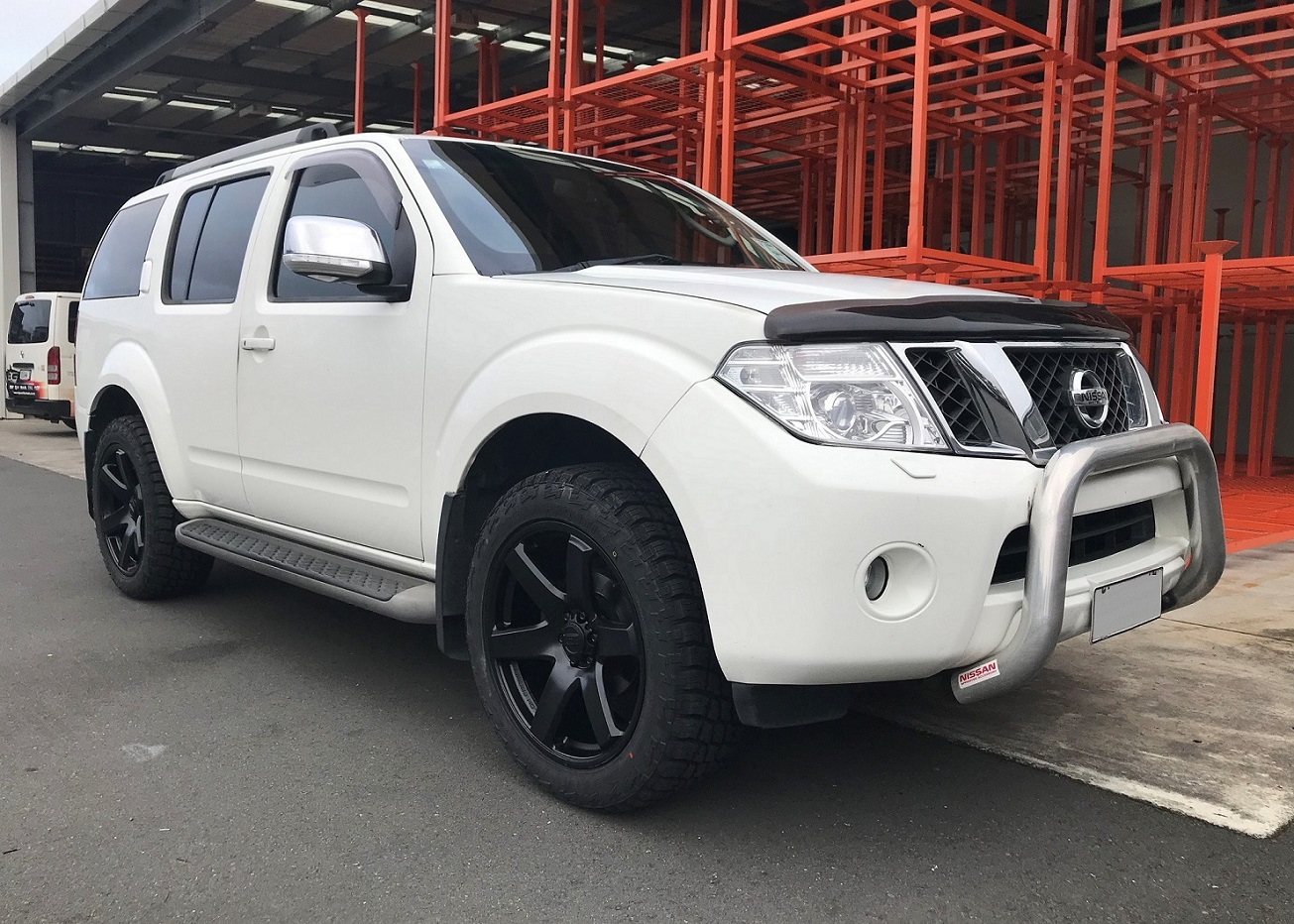 Nissan Pathfinder (2012) on BGW Beast