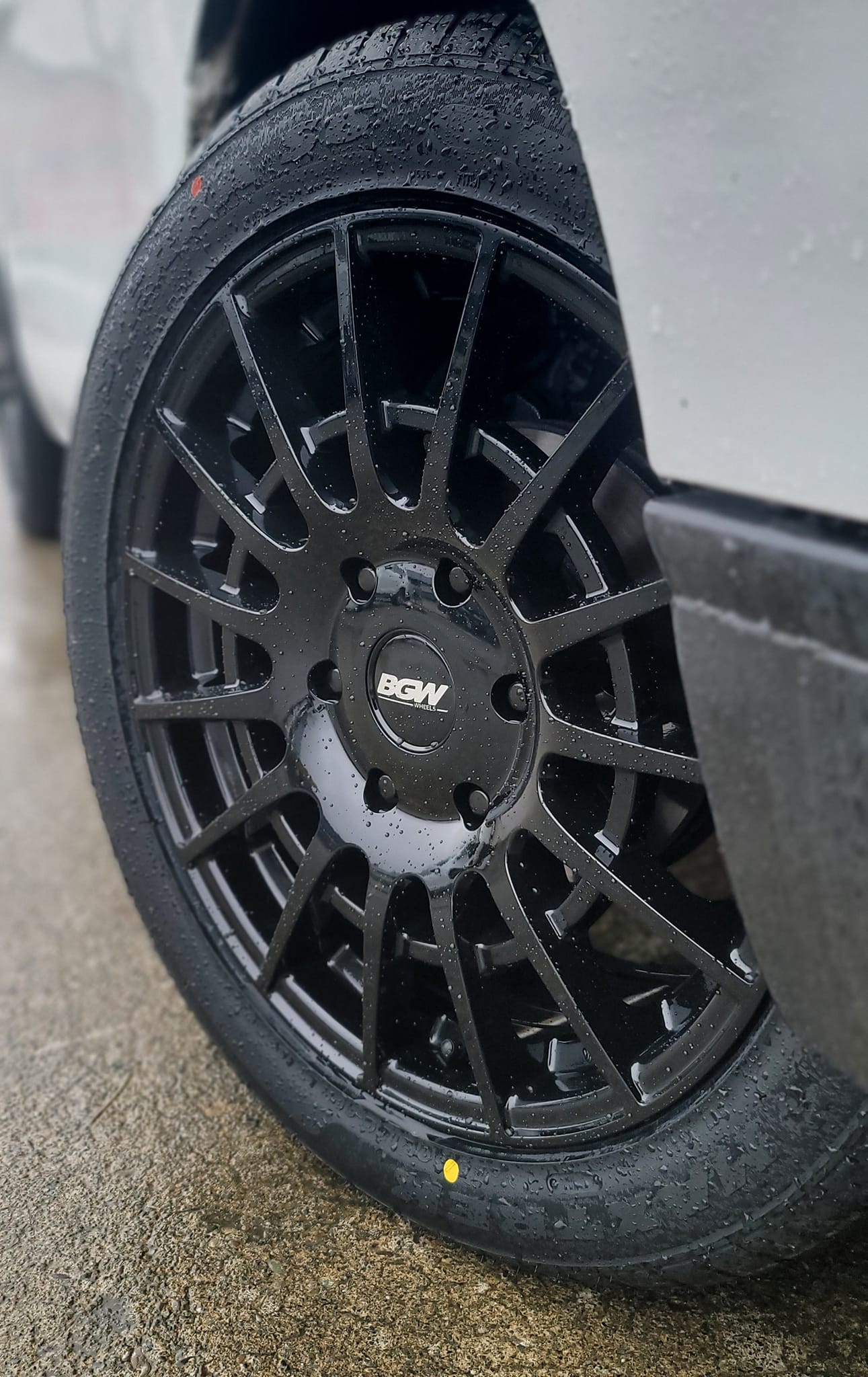 Nissan NV350 (2014) on 18" BGW Transporter
