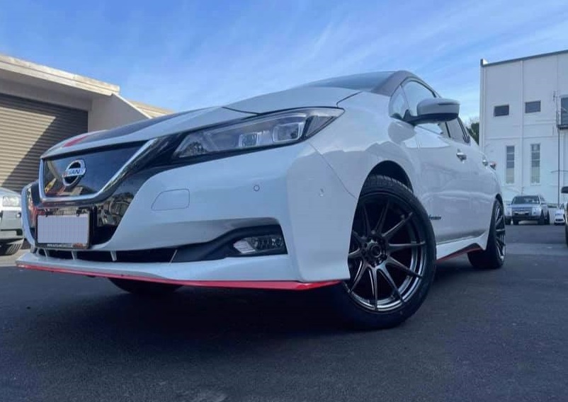 Nissan Leaf (2020) on 18" BGW Circuit