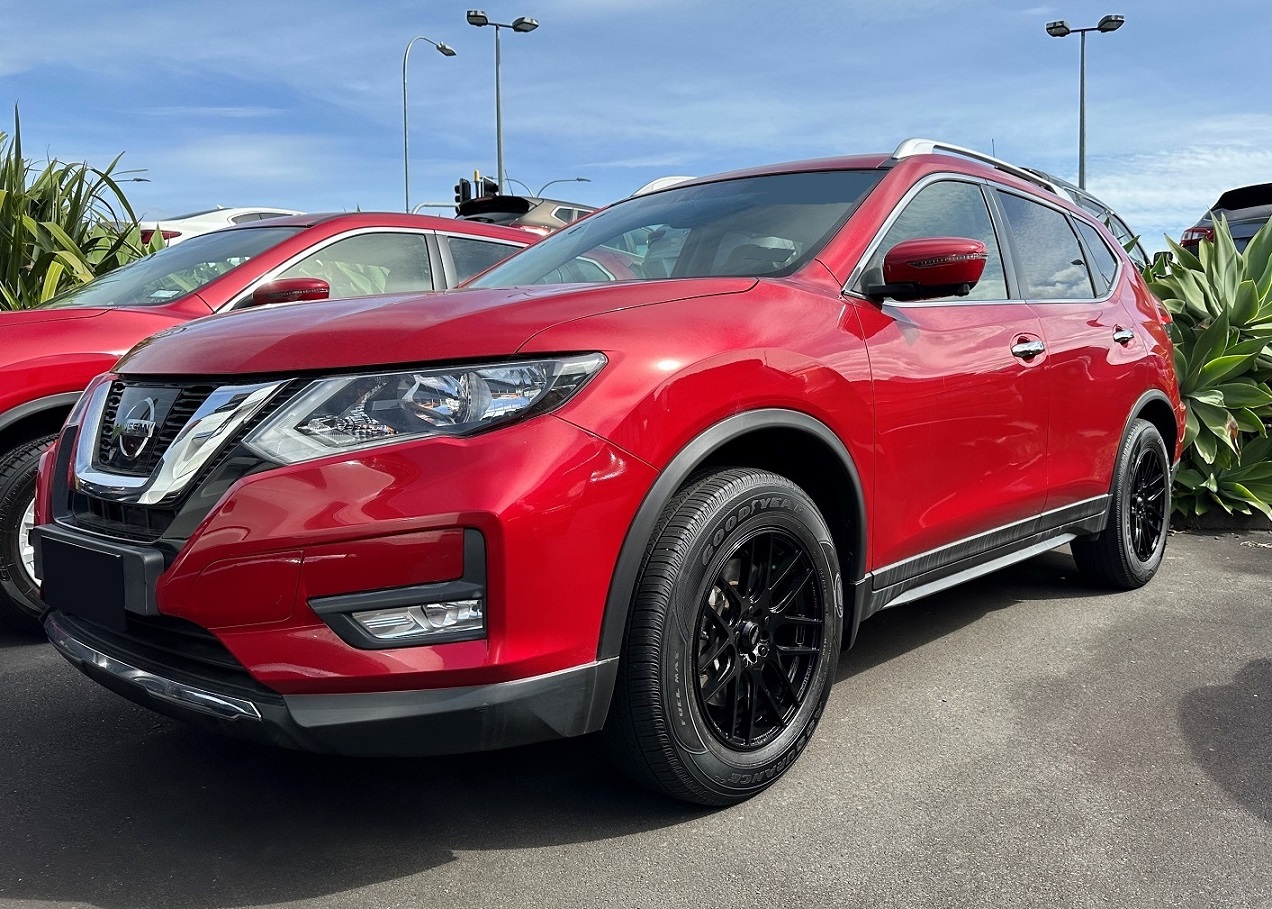 Nissan X-Trail (2019) on 17" BGW JD-M