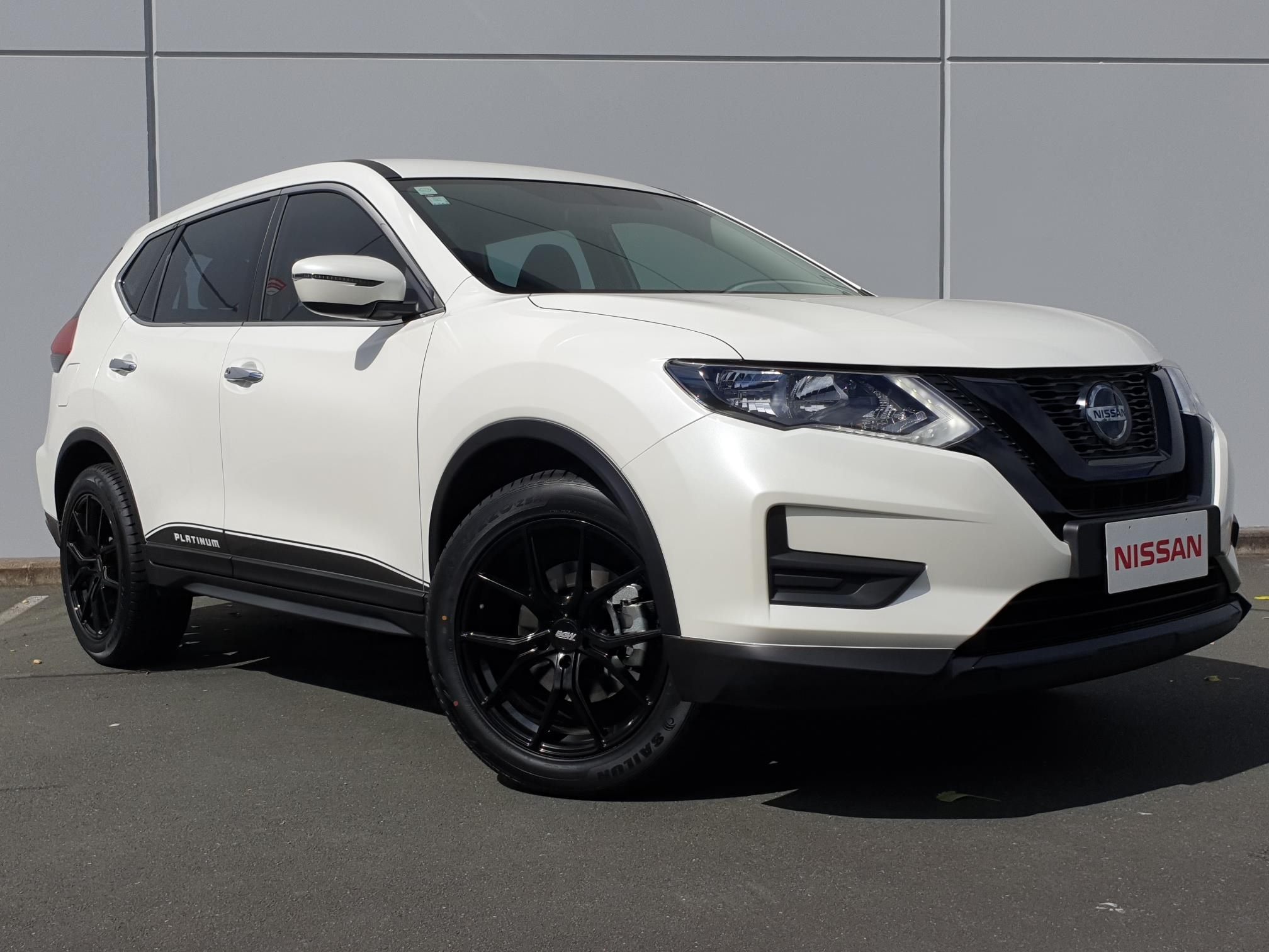 Nissan X-Trail (2022) on 19" BGW Compton