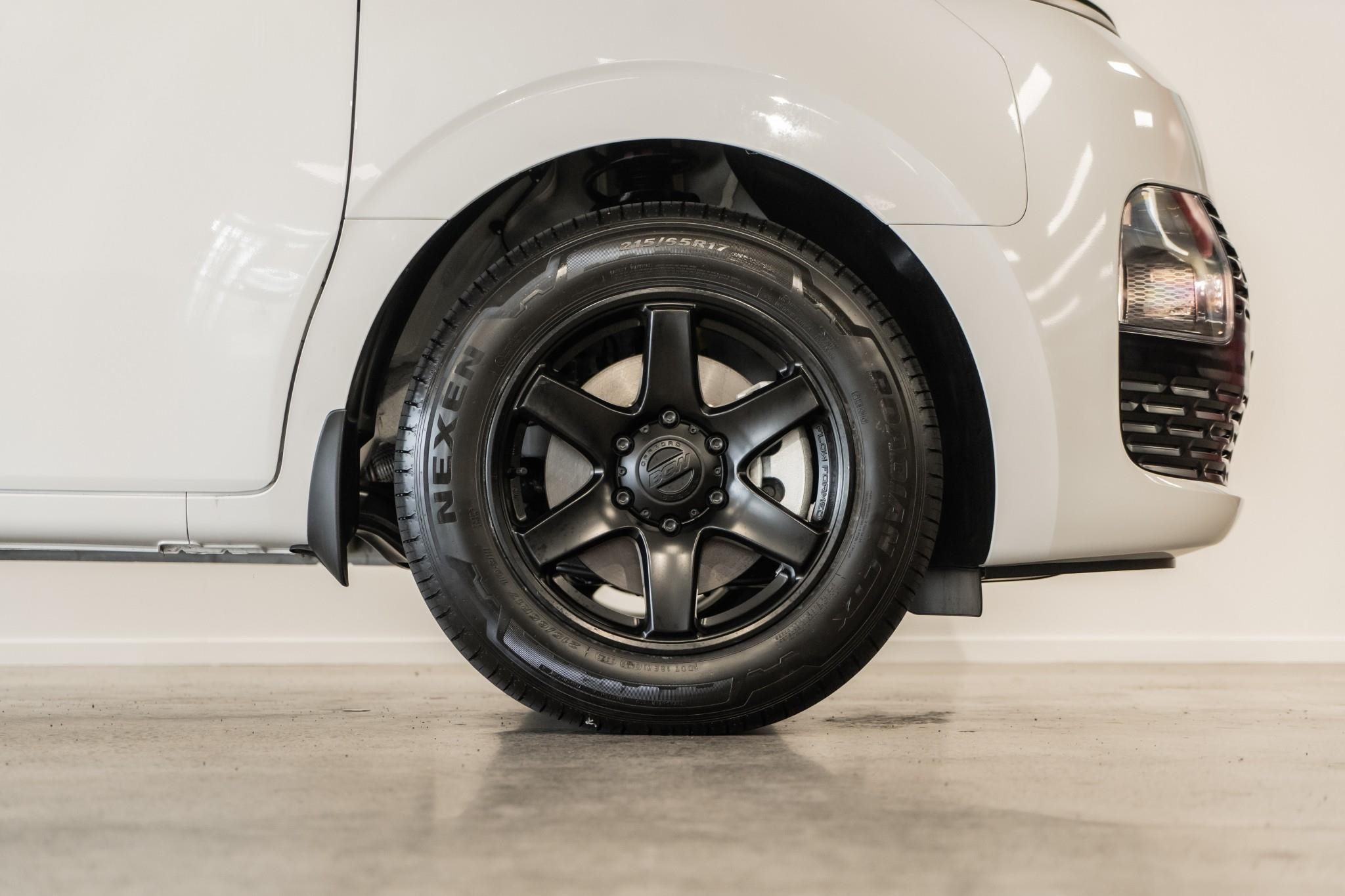 Hyundai Staria Load on 17" BGW Beast