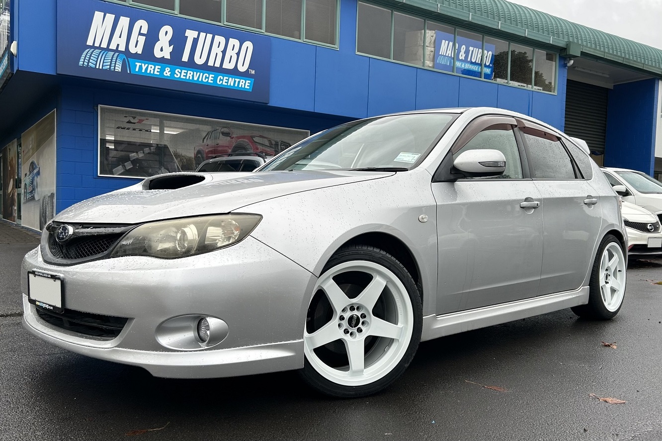 Subaru Impreza SGT (2008) on 18x8.5" BGW DC Five