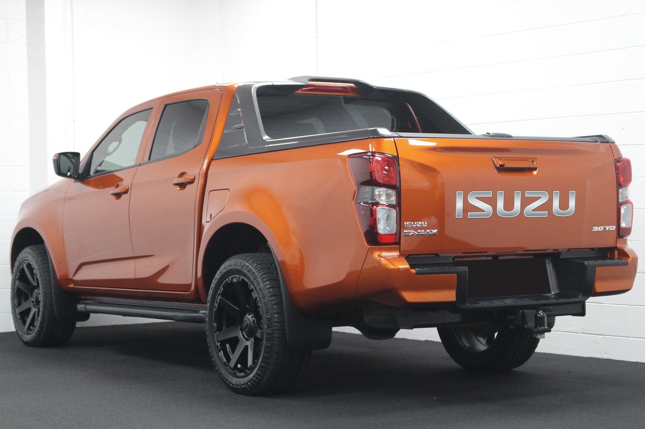 Isuzu D-Max (2021) on BGW Vader