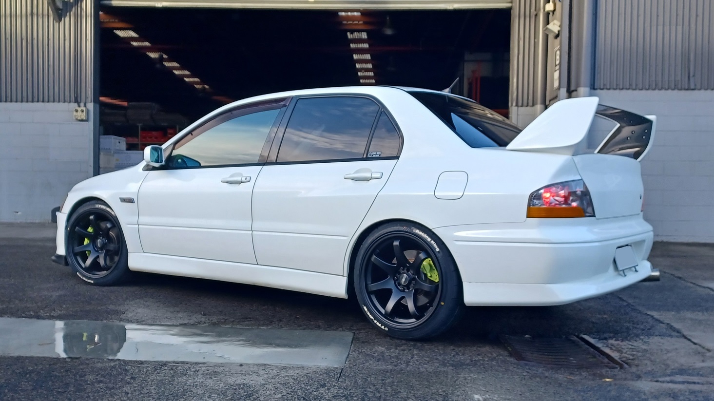 Mitsubishi EVO 8 on BGW Mayhem