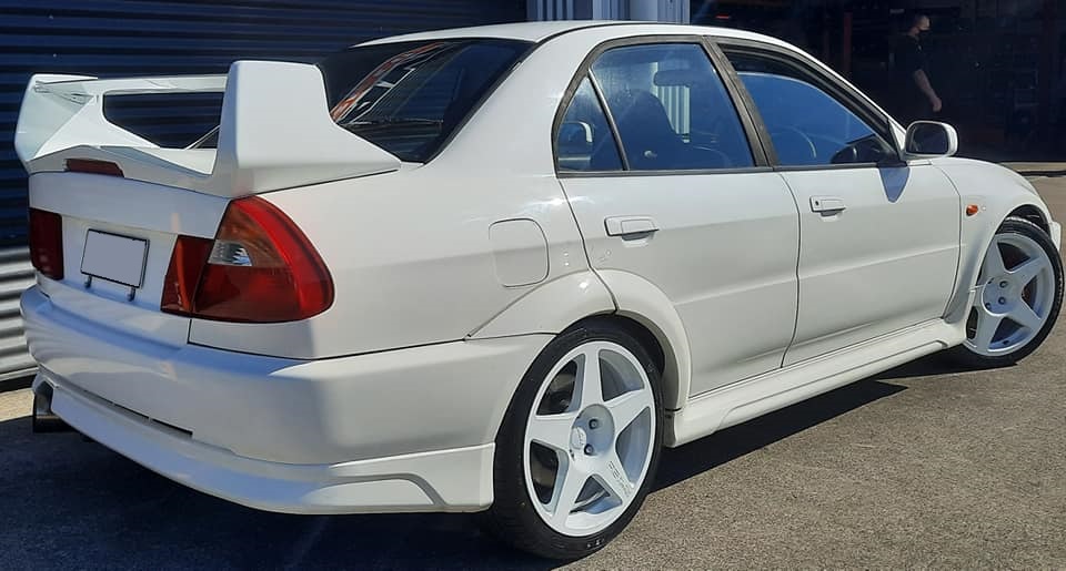 Mitsubishi EVO V (1998) on BGW R5