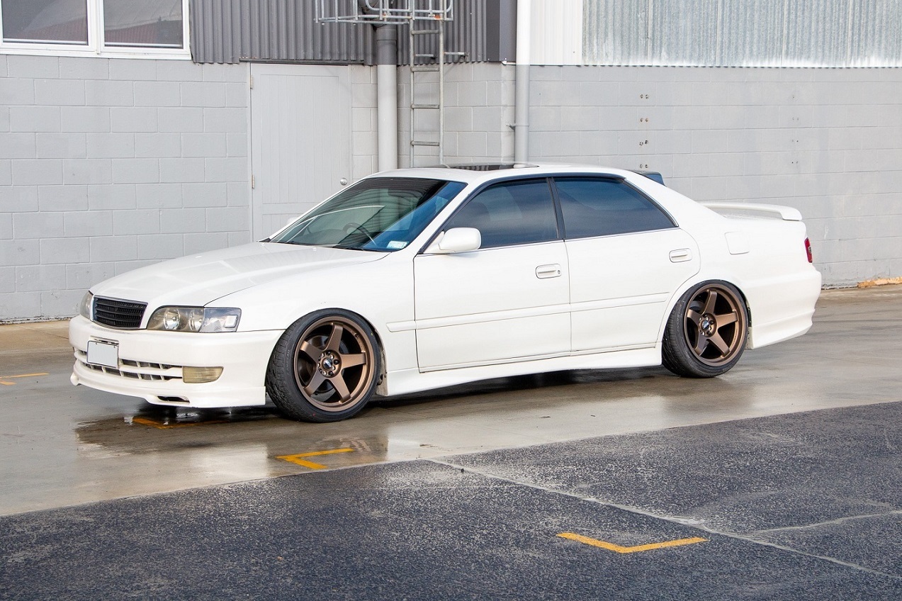 Toyota Chaser on BGW DC Five