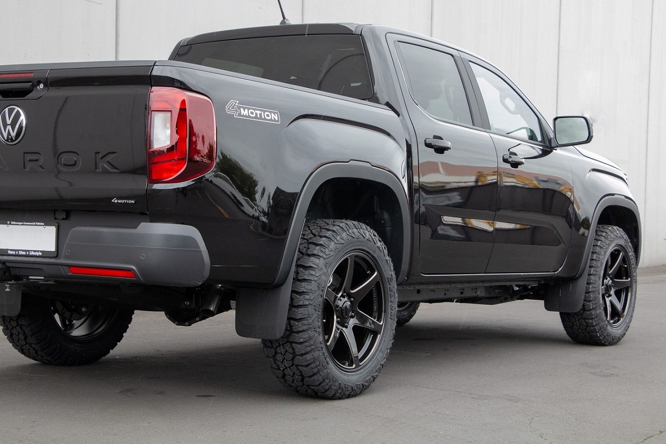 VW Amarok on BGW Cartel