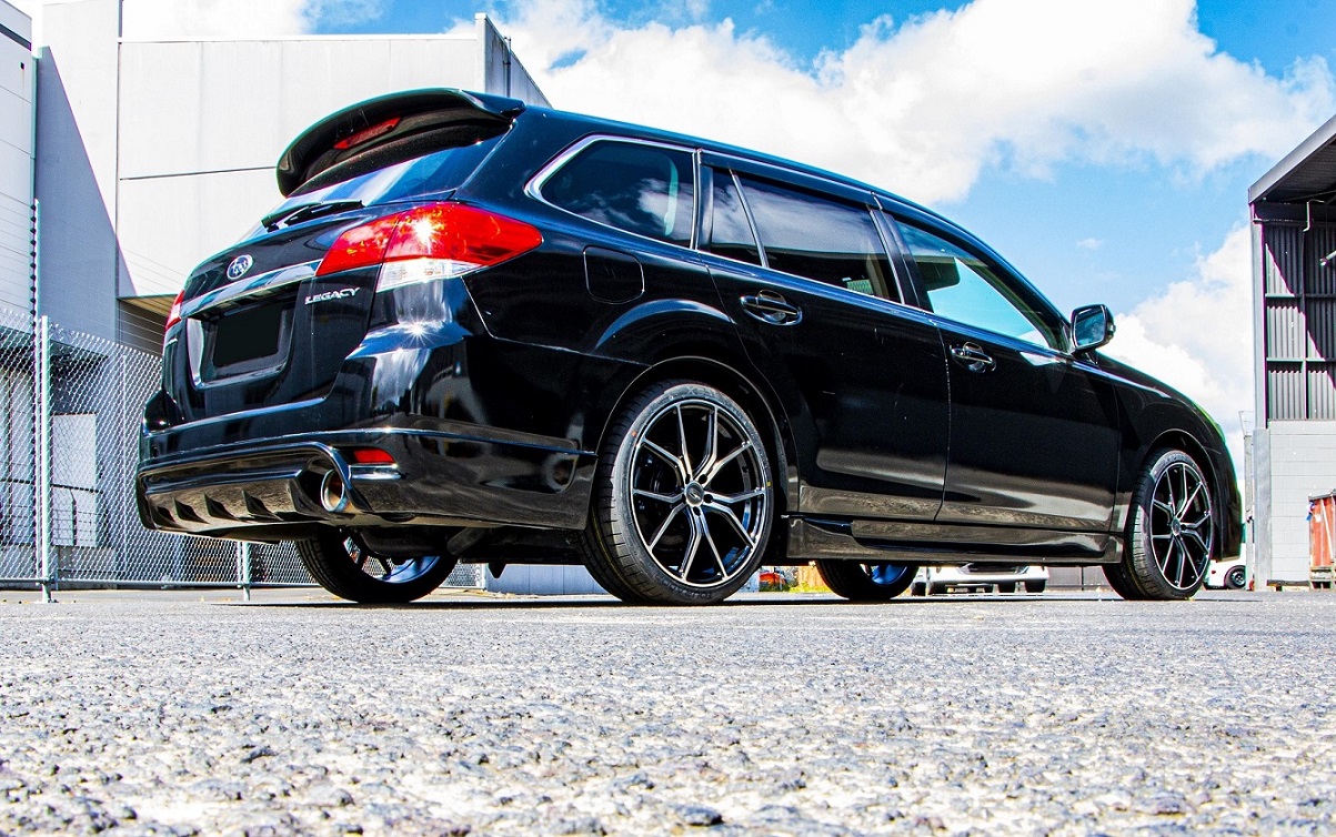Subaru Legacy on BGW Compton