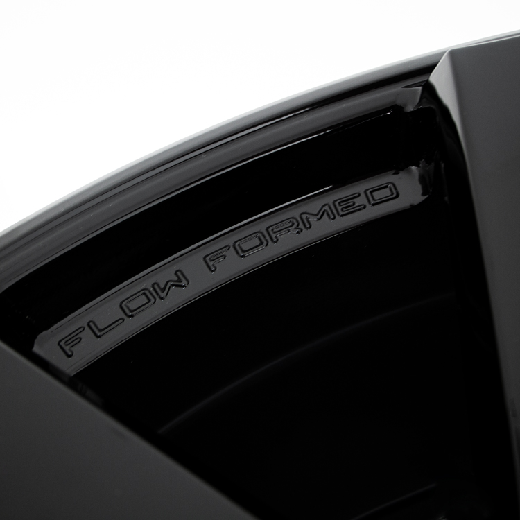 Beast Gloss Black z FF750x750 close up2
